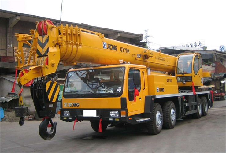 八宿县吊车出租选择重点