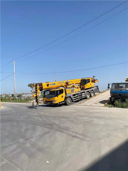 八宿县吊车作业时，可能会产生哪些额外收费项目？