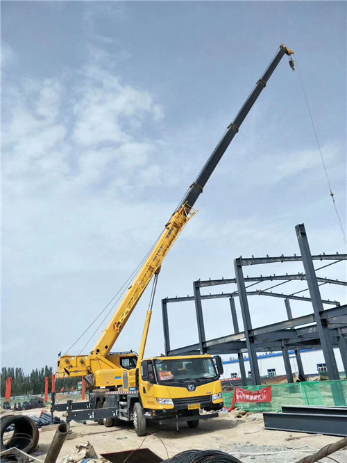 八宿县“远程看诊”—— 吊车的 “监控诊断” 技术